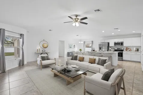 1741 Se Sandia Drive Port Saint Lucie FL 34983