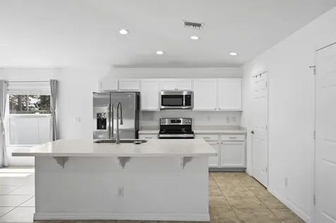 1741 Se Sandia Drive Port Saint Lucie FL 34983