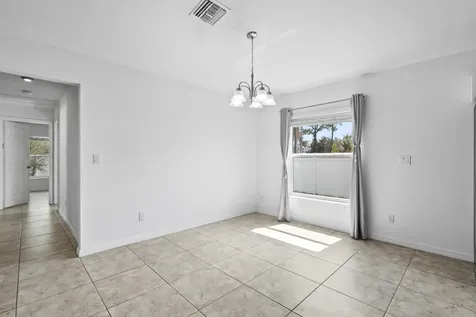 1741 Se Sandia Drive Port Saint Lucie FL 34983