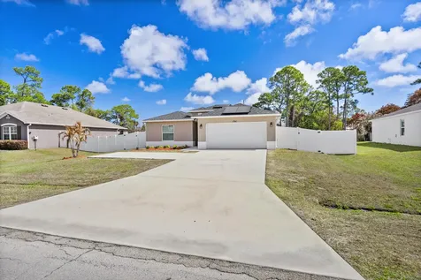 1741 Se Sandia Drive Port Saint Lucie FL 34983