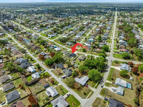 1741 Se Sandia Drive Port Saint Lucie FL 34983