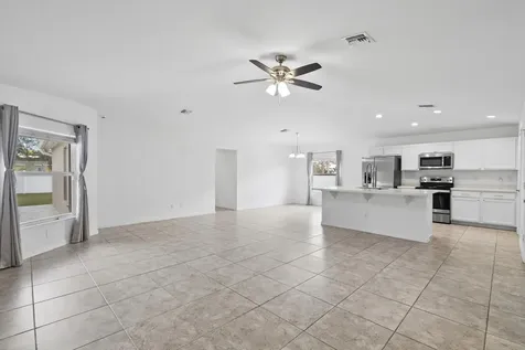 1741 Se Sandia Drive Port Saint Lucie FL 34983