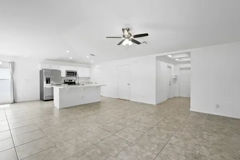 1741 Se Sandia Drive Port Saint Lucie FL 34983