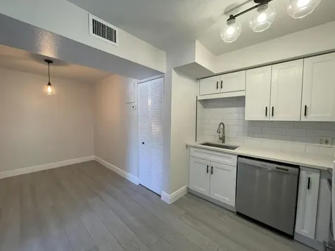 701 SE 4th Street Boynton Beach FL 33435