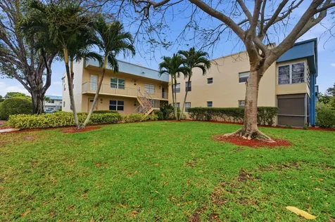 888 Flanders Delray Beach FL 33484