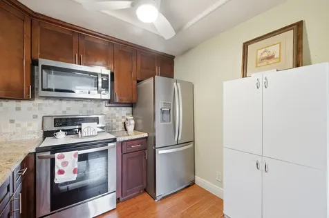 888 Flanders Delray Beach FL 33484
