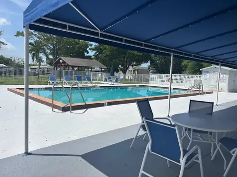 5010 Nw 2nd Avenue Deerfield Beach FL 33064