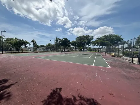 5010 Nw 2nd Avenue Deerfield Beach FL 33064