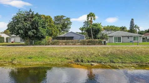5384 Courtney Circle Boynton Beach FL 33472