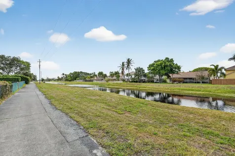 5384 Courtney Circle Boynton Beach FL 33472