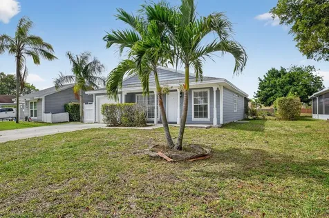 5384 Courtney Circle Boynton Beach FL 33472