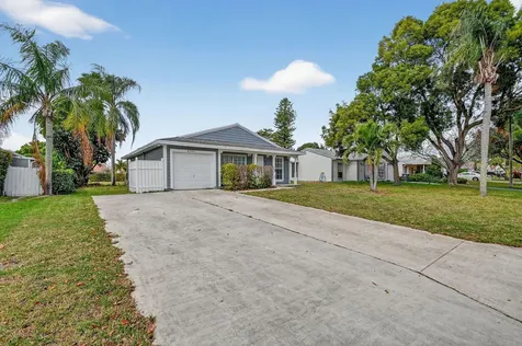5384 Courtney Circle Boynton Beach FL 33472