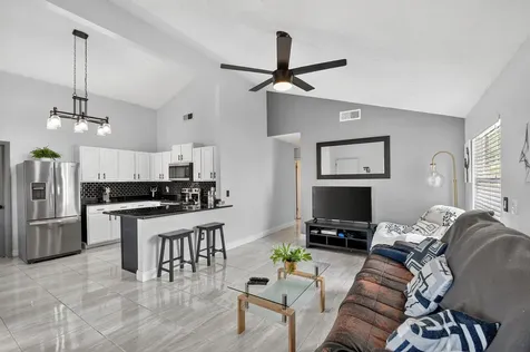 5384 Courtney Circle Boynton Beach FL 33472