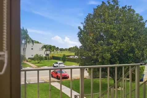 815 Flanders Q Delray Beach FL 33484