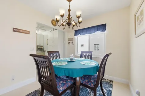 815 Flanders Q Delray Beach FL 33484