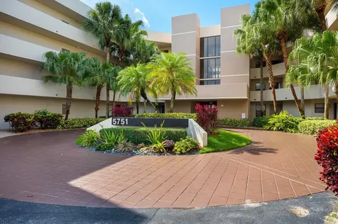 5751 Camino Del Sol Boca Raton FL 33433