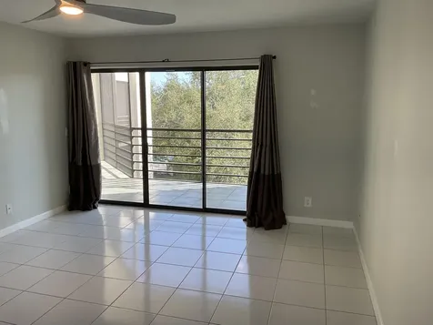 5751 Camino Del Sol Boca Raton FL 33433