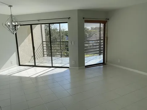 5751 Camino Del Sol Boca Raton FL 33433