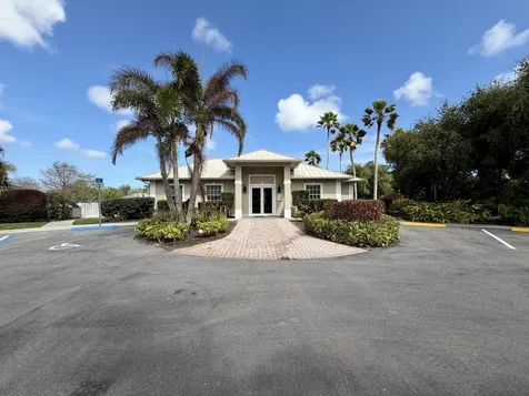 6295 33rd Manor Vero Beach FL 32966