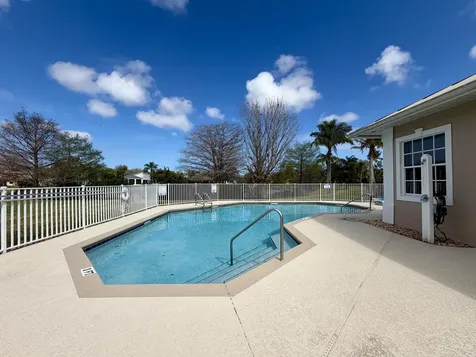 6295 33rd Manor Vero Beach FL 32966