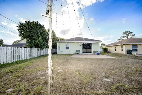 128 Broward Avenue Greenacres FL 33463