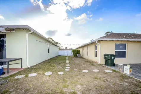 128 Broward Avenue Greenacres FL 33463