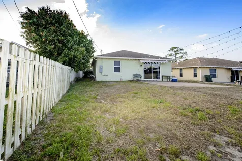128 Broward Avenue Greenacres FL 33463
