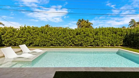 2119 Ne 56th Place Fort Lauderdale FL 33308
