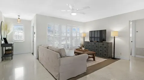 2119 Ne 56th Place Fort Lauderdale FL 33308