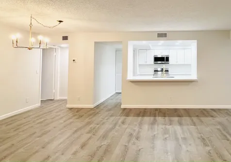 500 Egret Circle Delray Beach FL 33444