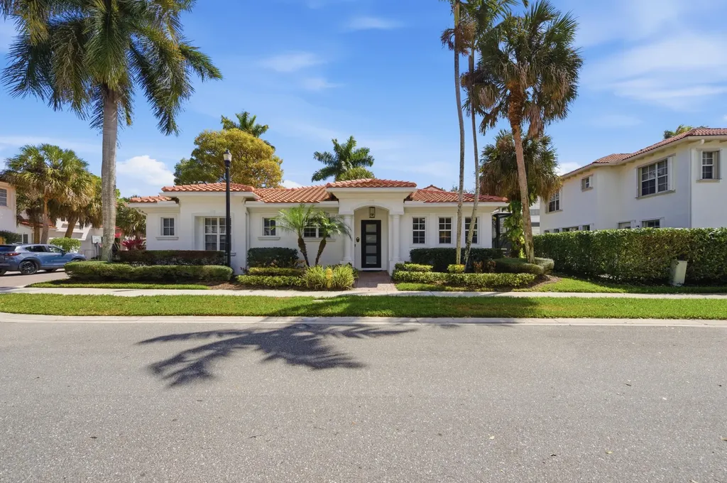 554 Tomahawk Court Palm Beach Gardens FL 33410