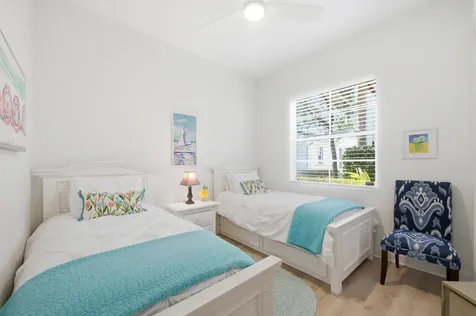 554 Tomahawk Court Palm Beach Gardens FL 33410