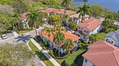 554 Tomahawk Court Palm Beach Gardens FL 33410