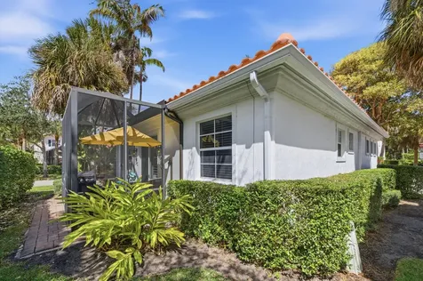 554 Tomahawk Court Palm Beach Gardens FL 33410
