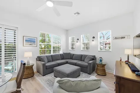 554 Tomahawk Court Palm Beach Gardens FL 33410