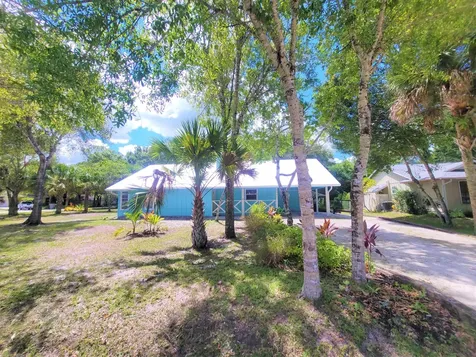 6515 5th Street Vero Beach FL 32968
