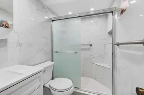 247 Ventnor R Deerfield Beach FL 33442