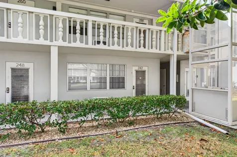 247 Ventnor R Deerfield Beach FL 33442