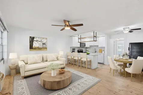 247 Ventnor R Deerfield Beach FL 33442