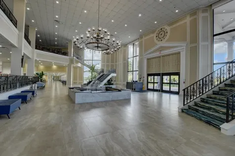 247 Ventnor R Deerfield Beach FL 33442