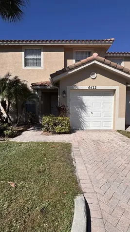 6422 Park Lake Circle Boynton Beach FL 33437