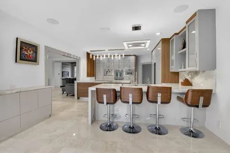 19787 Oakbrook Circle Boca Raton FL 33434