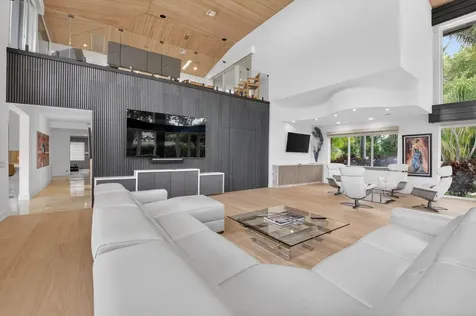 19787 Oakbrook Circle Boca Raton FL 33434