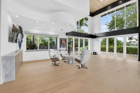 19787 Oakbrook Circle Boca Raton FL 33434