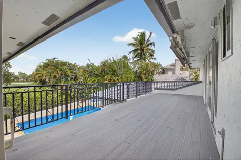 19787 Oakbrook Circle Boca Raton FL 33434