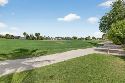 19787 Oakbrook Circle Boca Raton FL 33434