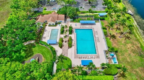 7106 Taylorwood Drive Lake Worth FL 33467
