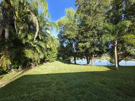 6711 Dickinson Terrace Port Saint Lucie FL 34952