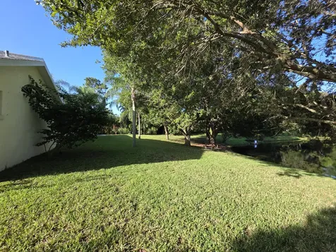 6711 Dickinson Terrace Port Saint Lucie FL 34952