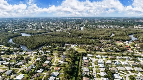 6711 Dickinson Terrace Port Saint Lucie FL 34952